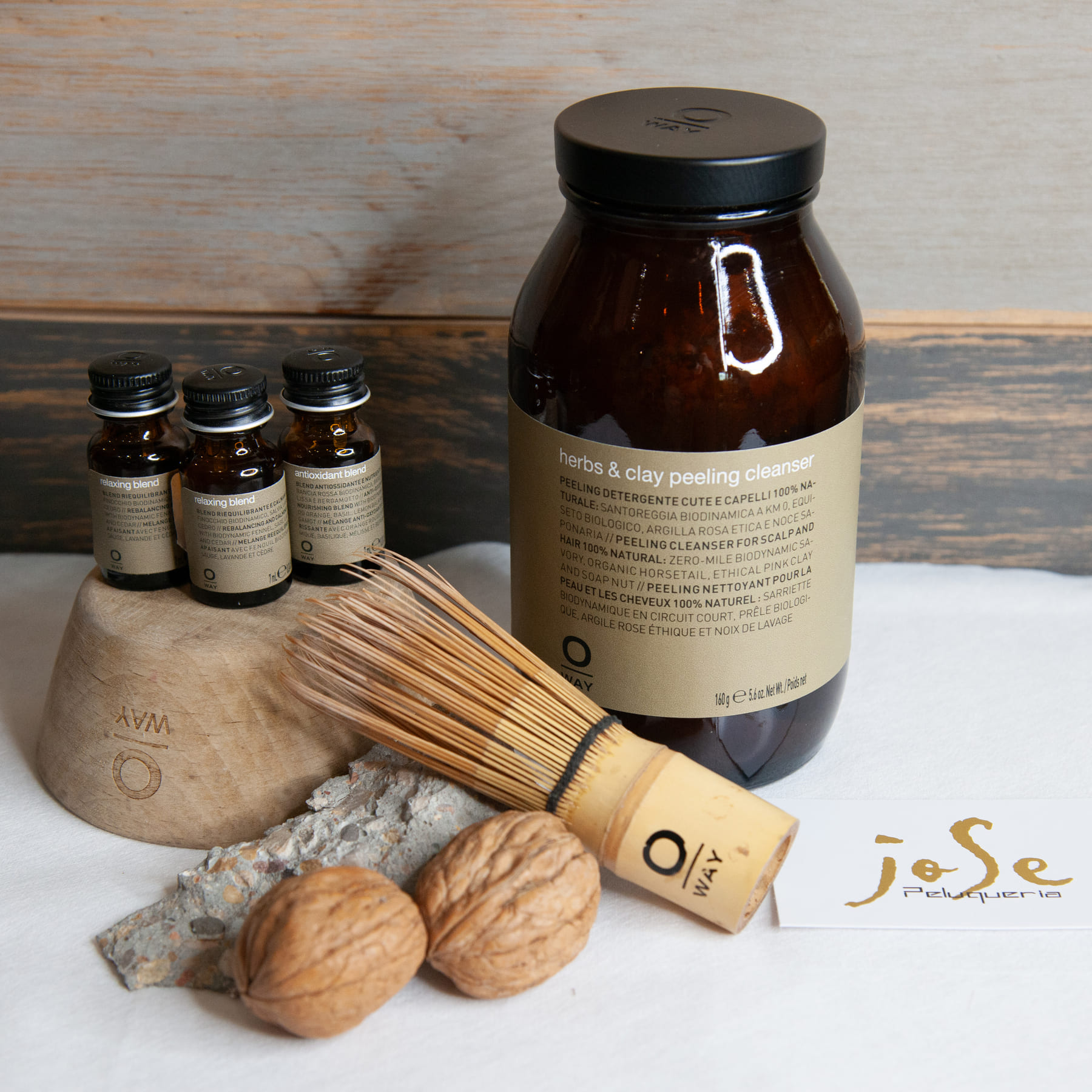 HERBS & CLAY PEELING CLEANSER